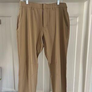 Fabletics Men’s The Only Pant size 34x32.
